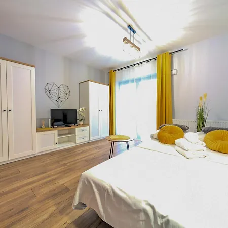 Appartement Traugutta Angelcity Gym & By Bookinghost